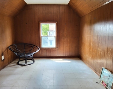 616 Teall Avenue - Photo Thumbnail 13