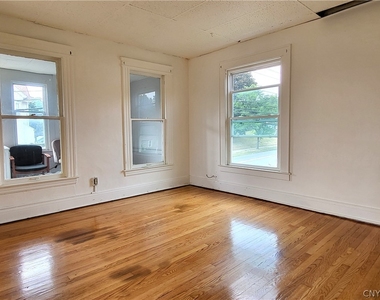 616 Teall Avenue - Photo Thumbnail 7