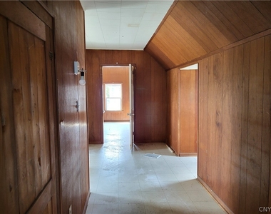 616 Teall Avenue - Photo Thumbnail 15