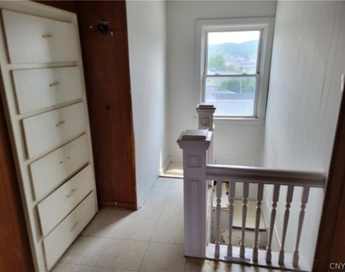 616 Teall Avenue - Photo Thumbnail 11