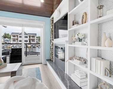 1004 Clifford Avenue - Photo Thumbnail 6