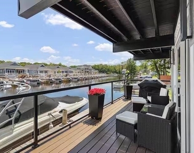 1004 Clifford Avenue - Photo Thumbnail 20