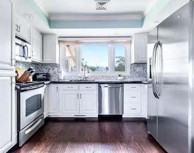 1509 Park Avenue - Photo Thumbnail 15