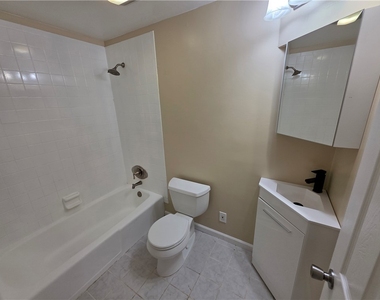 32 Golden Rod Lane - Photo Thumbnail 13