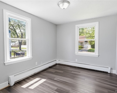 175 Texas Street - Photo Thumbnail 20