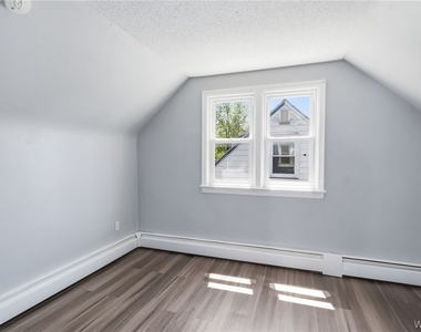 175 Texas Street - Photo Thumbnail 8