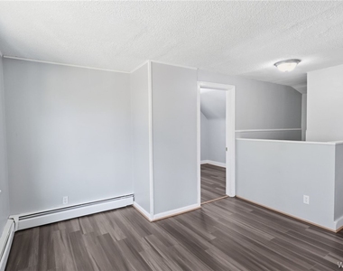 175 Texas Street - Photo Thumbnail 15