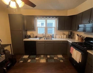 146 Wallace Avenue - Photo Thumbnail 5