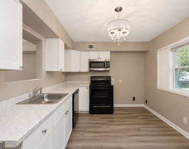 88 Angie Drive - Photo Thumbnail 5