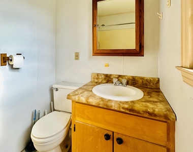 111b Tyler Street - Photo Thumbnail 7