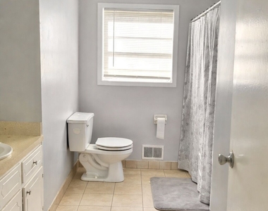 6973 Kimberland Gardens Lane - Photo Thumbnail 7