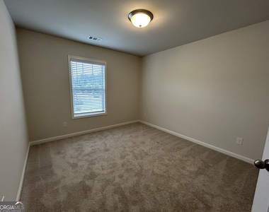 4250 Pembia Drive - Photo Thumbnail 15