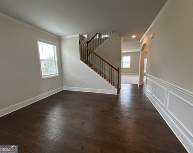 4250 Pembia Drive - Photo Thumbnail 3