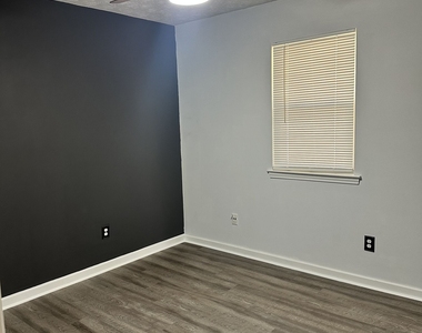 4183 Red Laurel Way - Photo Thumbnail 12