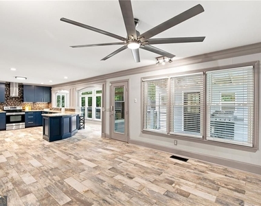 2069 Ursuline Way Nw - Photo Thumbnail 7
