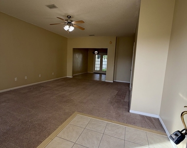 200 Royal Palms Avenue - Photo Thumbnail 1