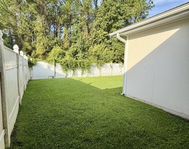 200 Royal Palms Avenue - Photo Thumbnail 47