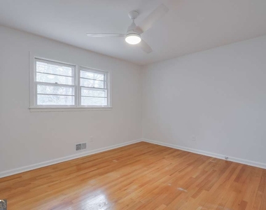 1055 Tuxedo Drive - Photo Thumbnail 13