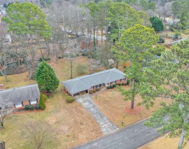 1055 Tuxedo Drive - Photo Thumbnail 24