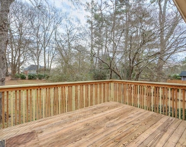 1055 Tuxedo Drive - Photo Thumbnail 31