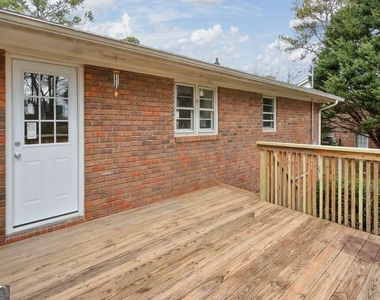 1055 Tuxedo Drive - Photo Thumbnail 30