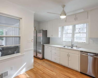 1055 Tuxedo Drive - Photo Thumbnail 6