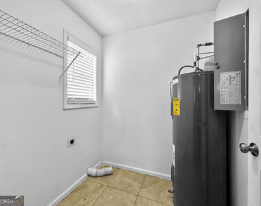 2822 Arbor Court Se - Photo Thumbnail 8