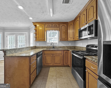 2822 Arbor Court Se - Photo Thumbnail 6