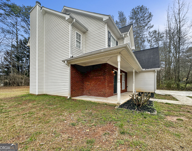 2822 Arbor Court Se - Photo Thumbnail 2