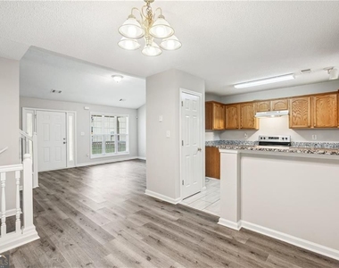 5849 Amerson Lane - Photo Thumbnail 8