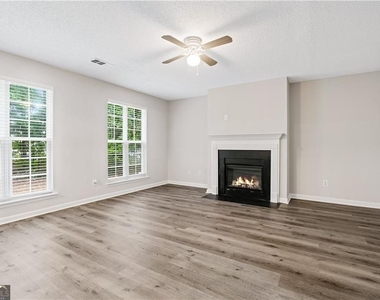 5849 Amerson Lane - Photo Thumbnail 14