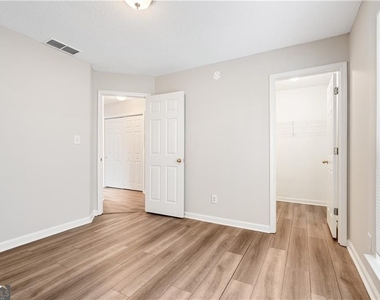 5849 Amerson Lane - Photo Thumbnail 23
