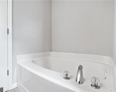 5849 Amerson Lane - Photo Thumbnail 31