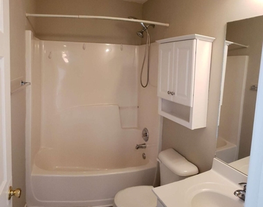 204 Wild Flower Lane - Photo Thumbnail 8