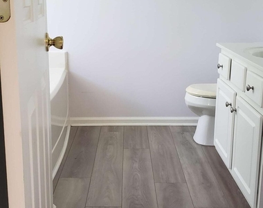 204 Wild Flower Lane - Photo Thumbnail 20