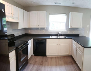 204 Wild Flower Lane - Photo Thumbnail 15