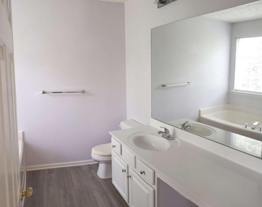 204 Wild Flower Lane - Photo Thumbnail 19