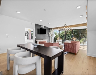 346 Peters Street Sw - Photo Thumbnail 10