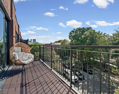 346 Peters Street Sw - Photo Thumbnail 32