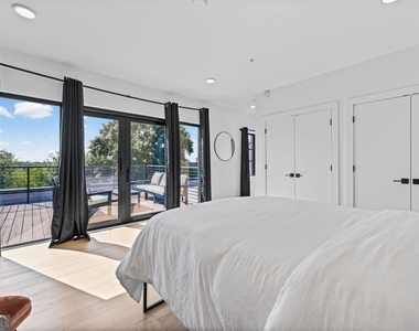 346 Peters Street Sw - Photo Thumbnail 24