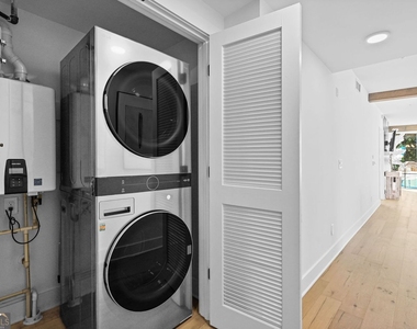 346 Peters Street Sw - Photo Thumbnail 28