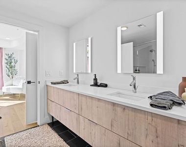 346 Peters Street Sw - Photo Thumbnail 15