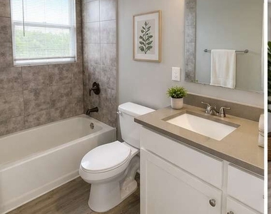 1155 Lucile Avenue Sw - Photo Thumbnail 4