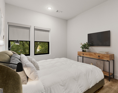 112 Rogers Street - Photo Thumbnail 15