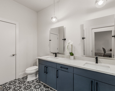 112 Rogers Street - Photo Thumbnail 16