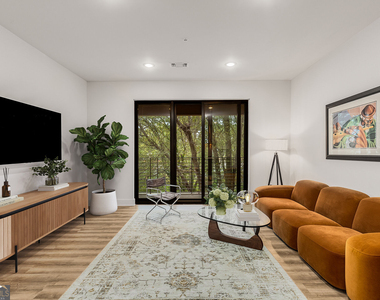 112 Rogers Street - Photo Thumbnail 13