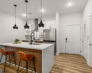 112 Rogers Street - Photo Thumbnail 8