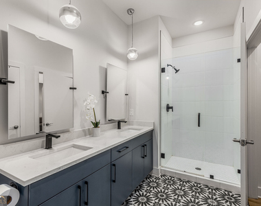 112 Rogers Street - Photo Thumbnail 3