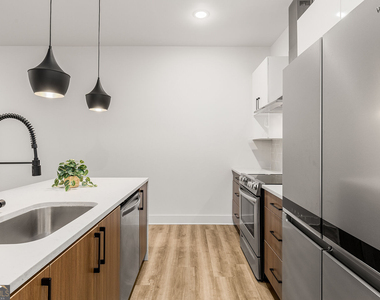 112 Rogers Street - Photo Thumbnail 10