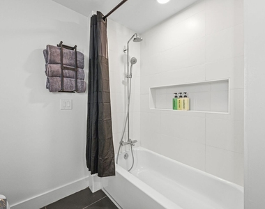 346 Peters Street Sw - Photo Thumbnail 15